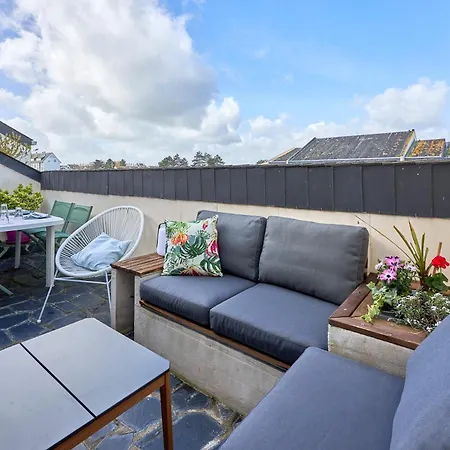 - A 500m De La * Courseulles-sur-Mer