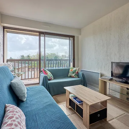 - A 500m De La * Courseulles-sur-Mer