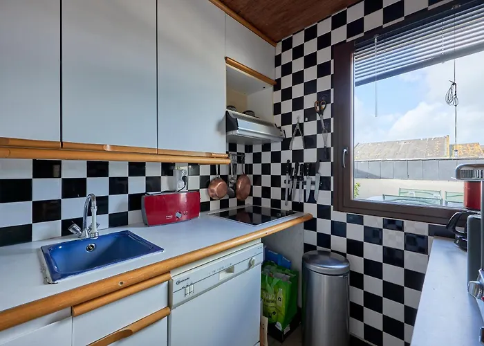 - à 500m De La Apartamento *